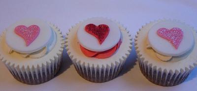 Valentine Cupcakes - Cake by Cupcakecreations