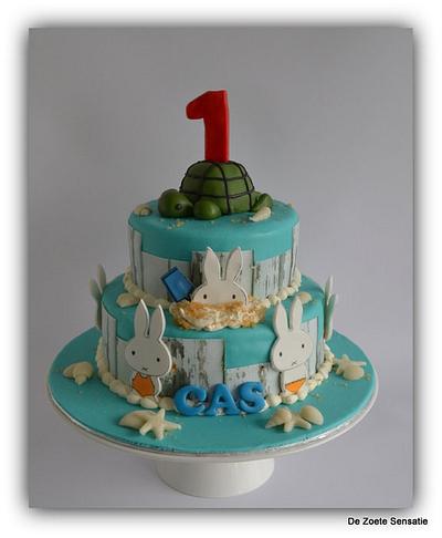 Miffy - Cake by claudia