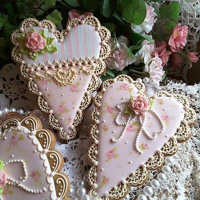 Gingerbread keepsake hearts  - Cake by Teri Pringle Wood