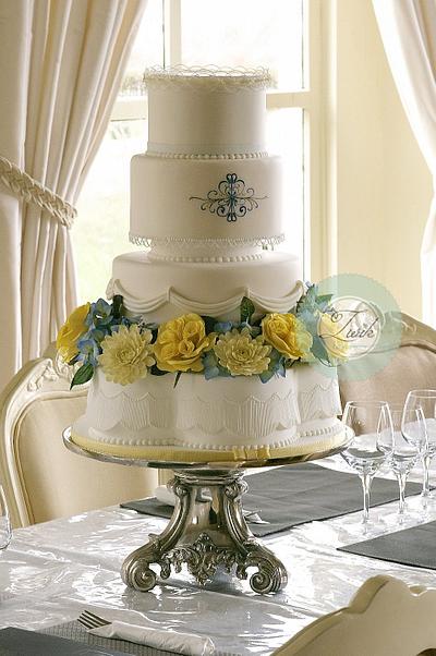 Wedding Cake Celess  - Cake by Mariekez