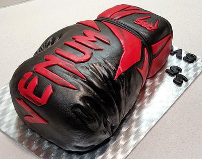 Boxing glove Venum - Cake by Majka Maruška