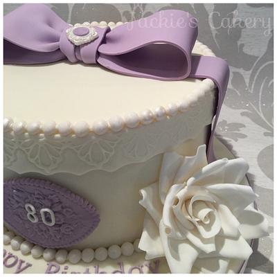 Hat box  - Cake by Jackie's Cakery 