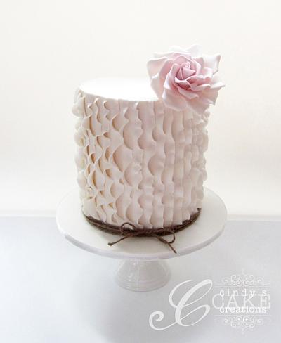 Vertical ruffles - Cake by cindyscakecreations