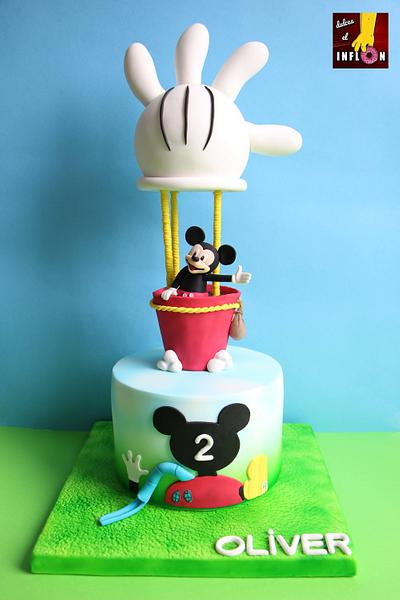cake house and globe Mickey Mouse - Cake by Floren Bastante / Dulces el inflón 