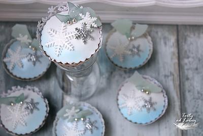Winter Cupcakes - Cake by Lorna