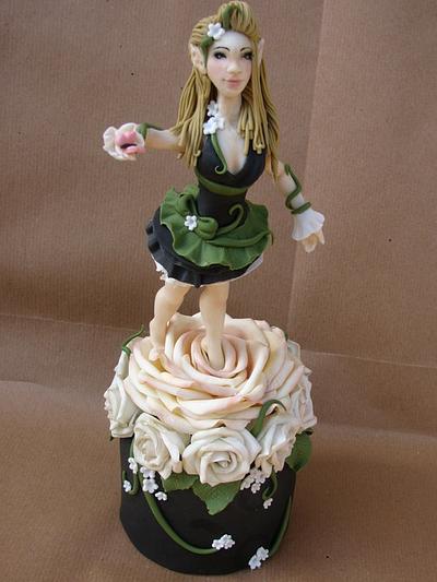 the fairy roses - Cake by Silvia Pizzolato