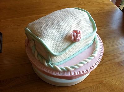 Handbag Cake - Cake by Sarah Al-Masrey