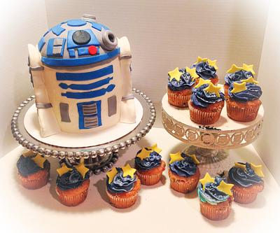 R2D2 - Cake by Cups-N-Cakes 