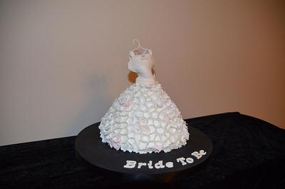 Bride to Be - Cake by Marianna's Caking Me Crazy