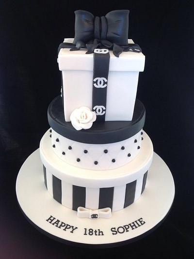 Black and White Hat Box/Gift Box Cake - Cake by Julie Gray