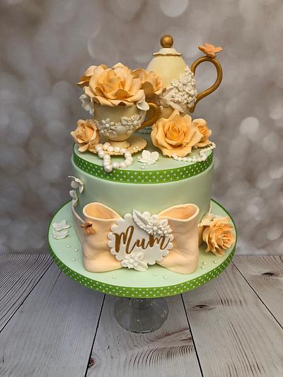 Time for tea - Cake by Elaine - Ginger Cat Cakery 