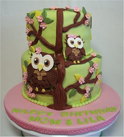 Look Whooo's One - Cake by Toni (White Crafty Cakes)