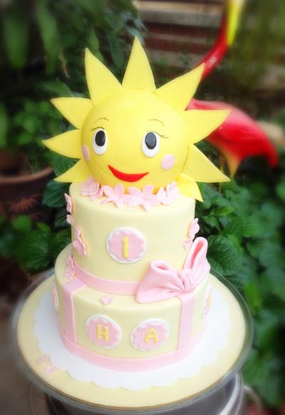Miss Sunshine - Cake by Amy Teoh