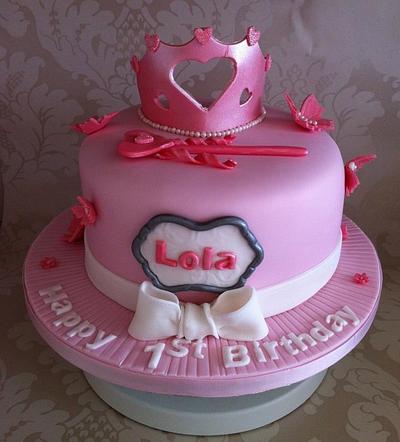 Fit for a Princess - Cake by Carrie