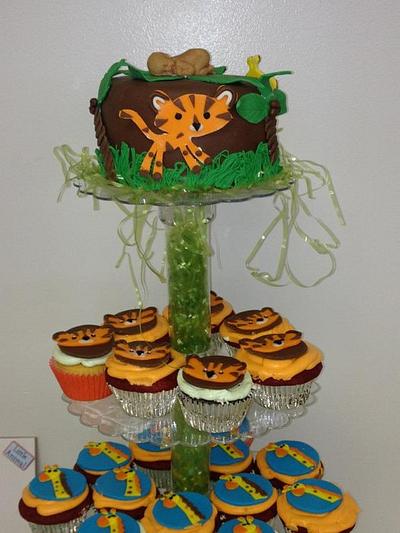 jungle theme combo - Cake by kangaroocakegirl