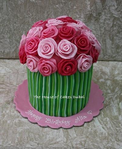 Bouquet cake - Cake by The House of Cakes Dubai