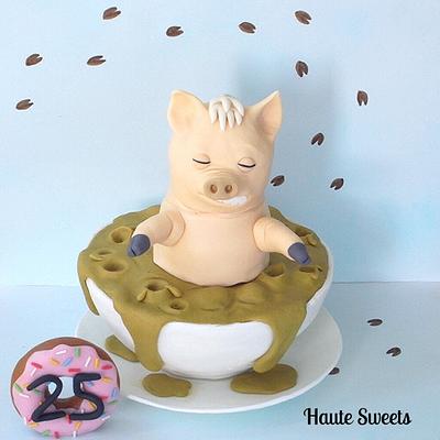 Plopper the Spider Pig in Cup  - Cake by Hiromi Greer