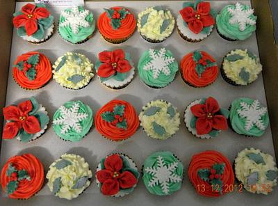 christmas cupcakes - Cake by chris
