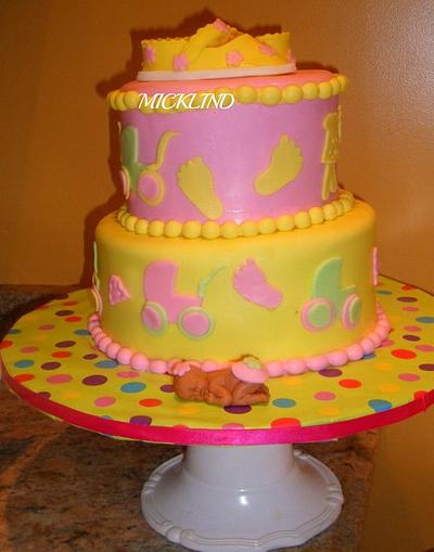 A girlie baby shower cake - Cake by Linda