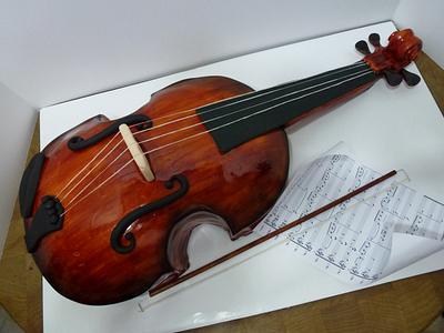 Violin - Cake by Chris Jones