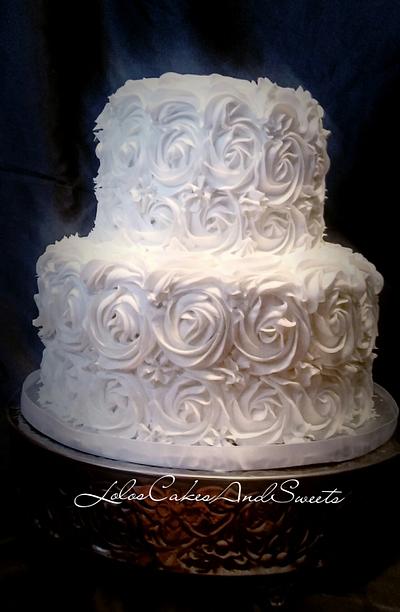 White Rosette Wedding - Cake by Lolo's Cakes and Sweets