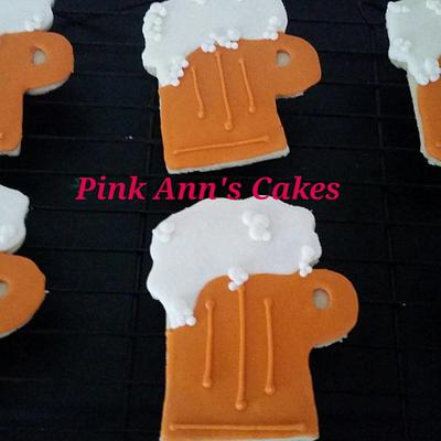 Beer Mug cookies - Cake by  Pink Ann's Cakes
