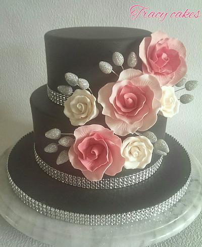 Rose elegance - Cake by Tracycakescreations