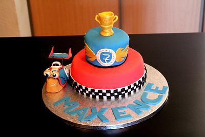 Turbo the racing snail! - Cake by Aurélie's Cakes