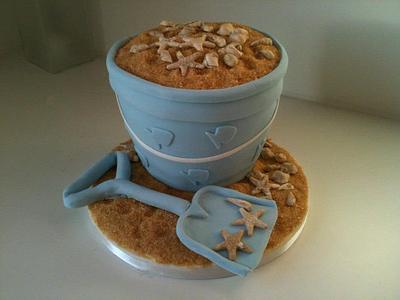 Bucket and Spade Cake - Cake by ButterCupKels