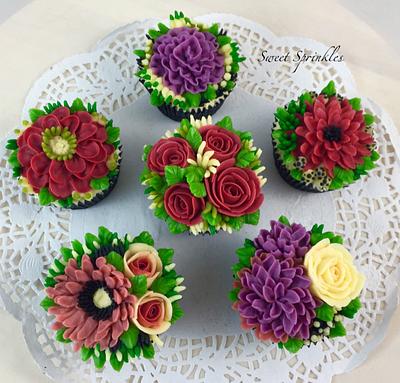 "Bunch of Blooms" - Cake by Deepa Pathmanathan