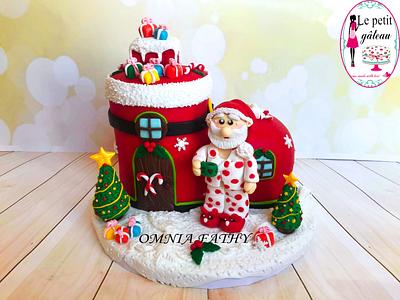 Santa Claus 🎅  boot cake  - Cake by Omnia fathy - le petit gateau