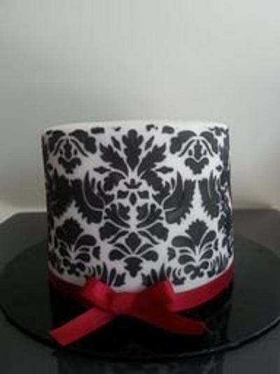 My first stencil cake - Cake by happybaking