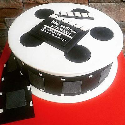 Film Cake - Cake by Mora Cakes&More