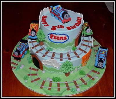 Thomas and Friends Themed Cake - Cake by rosem