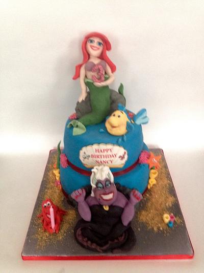 Little mermaid 2 - Cake by silversparkle