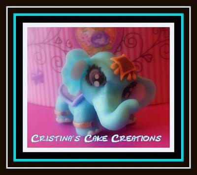Elephant - Cake by Cristina's Cake Creations