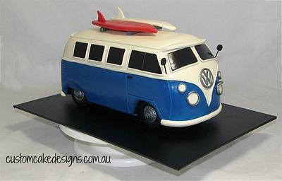 Old VW Kombi Car Cake - Cake by Custom Cake Designs