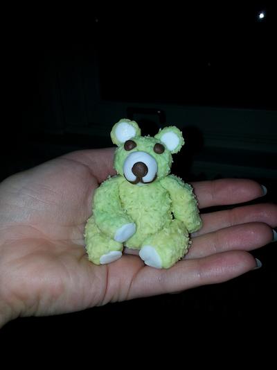 Green teddy bear - Cake by Kassie_29