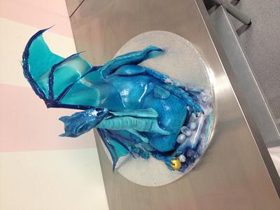 Dragon cake with isomalt wings - Cake by Dominique Ballard