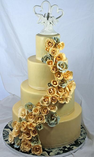 Rose cascade - Cake by soods