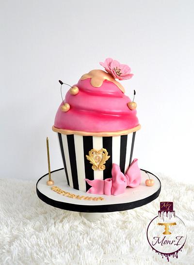 Cupcake - Cake by Mina Avramova