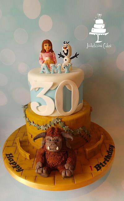 Labyrinth & Frozen - Cake by Jodie Innes