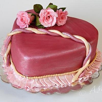 Hearts and pink roses.. - Cake by asicutey