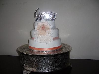 Wedding Cake - Cake by Bev Jones