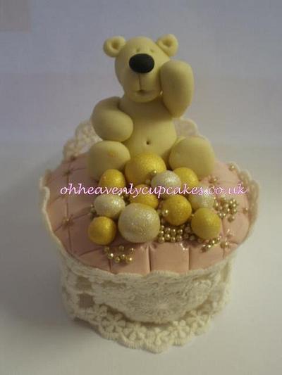Vintage teddy Cupcake  - Cake by TracyLouX  