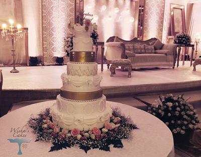VINTAGE WEDDING CAKE - Cake by wisha's cakes