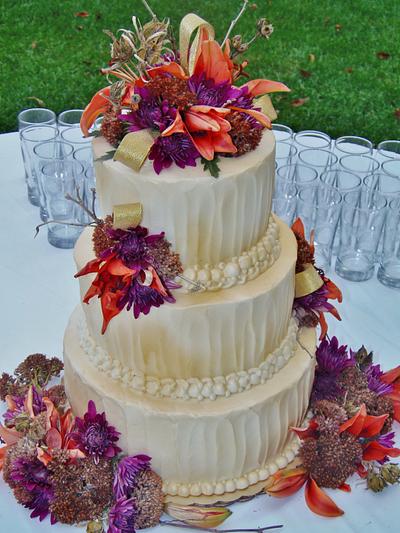 Autumn Buttercream golden cake - Cake by Nancys Fancys Cakes & Catering (Nancy Goolsby)