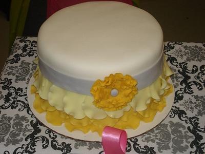 Yellow & Gary Ruffle Cake  - Cake by Hakima Lamour 