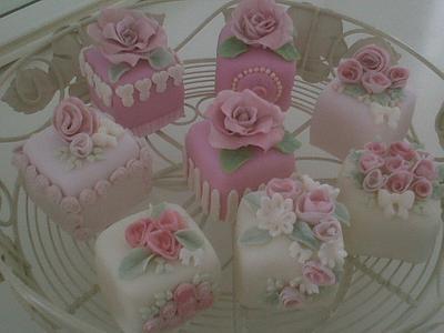 Rose Garden Mini Cakes - Cake by Vintage Rose