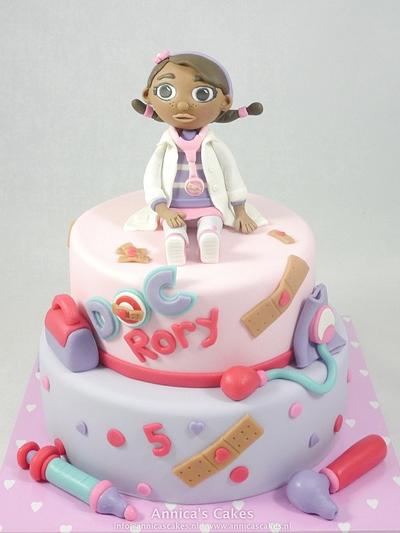 Doc Mcstuffins - Cake by Annica